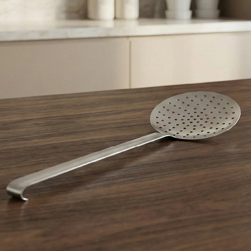 Stainless Steel Skimmer: Heat-Resistant Handle, Rust-Free, Ideal for Deep Frying, Draining & Straining