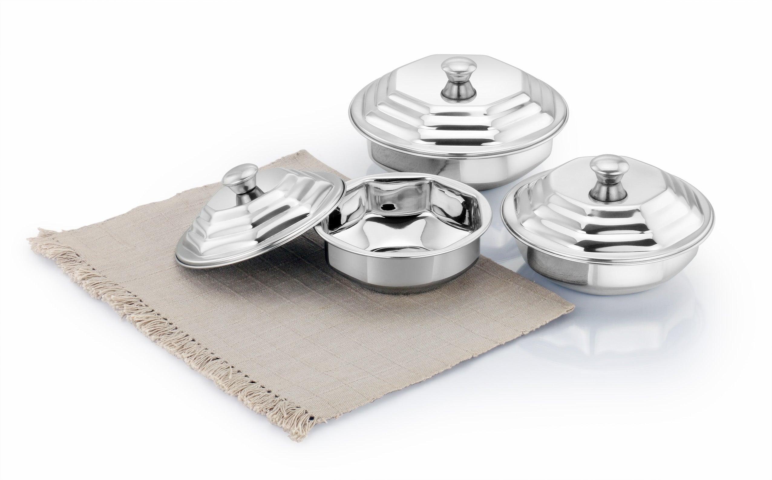 MAHAA Round Octagon Dining Dish Set – 3-Piece Stainless Steel Serving Bowls | Mirror Finish | Snug-Fit Lids | Rust-Free & Durable | Serve Gravy, Sabzi, Dal, Biryani, Rice, Sweets